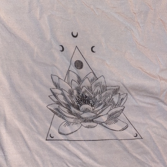 BUNDLE (4) 3 American Eagle Short Sleeve T Shirts and 1 Old Navy T Shirt - Picture 3 of 11